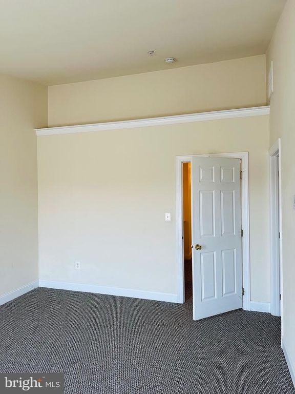 Image 38 of property listing at 12737 YORK MILL LN, Clarksburg, MD 20871