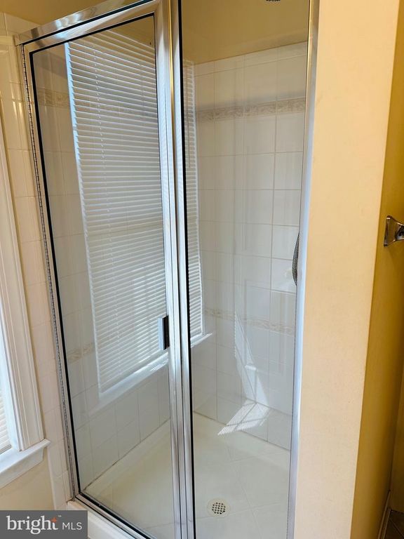 Image 40 of property listing at 12737 YORK MILL LN, Clarksburg, MD 20871