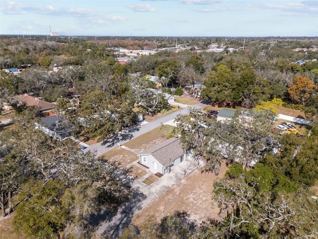 1682 WILMAR AVENUE, Tarpon Springs, FL 34689