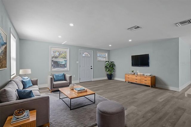 1682 WILMAR AVENUE, Tarpon Springs, FL 34689