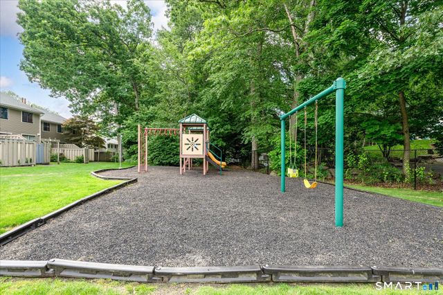 213 Sunrise Hill Lane 213, Norwalk, CT 06851