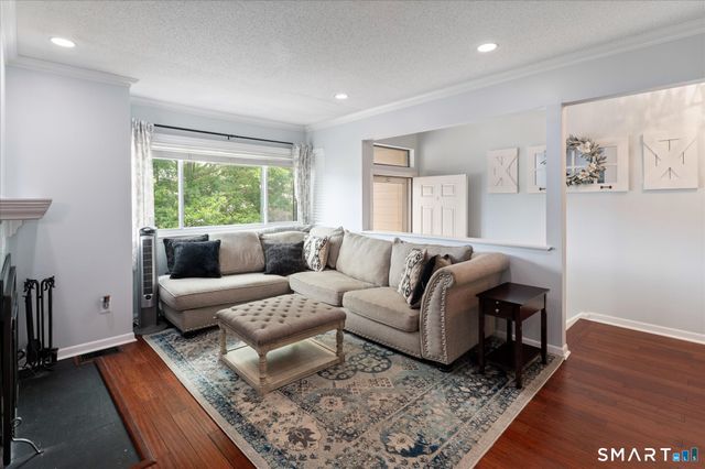 213 Sunrise Hill Lane 213, Norwalk, CT 06851
