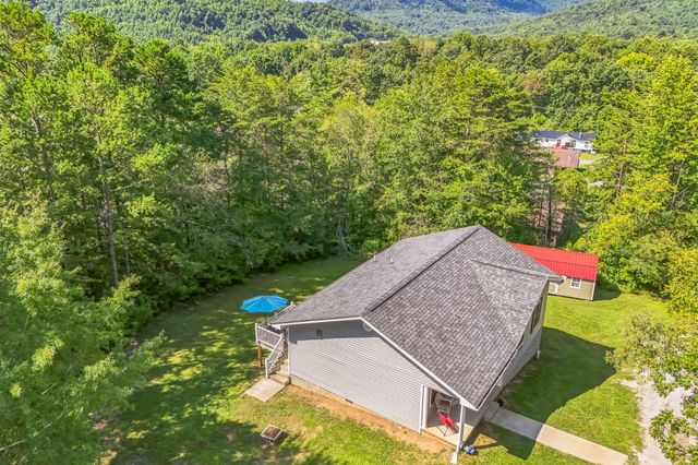 219 W W Haven Drive, Williamsburg, KY 40769