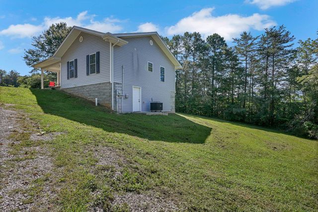 219 W W Haven Drive, Williamsburg, KY 40769