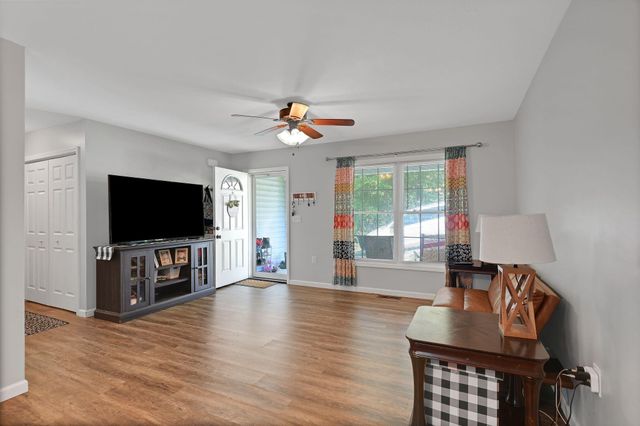 219 W W Haven Drive, Williamsburg, KY 40769