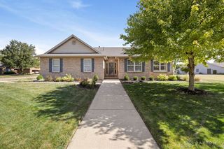 1097 Dickerson Drive, Troy, OH 45373