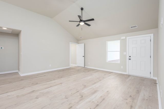 207 Crepe Myrtle Drive, Dickson, TN 37055