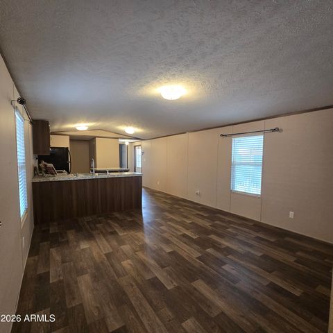 17825 N 7th Street 105, Phoenix, AZ 85022