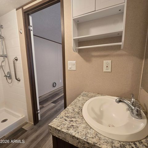 17825 N 7th Street 105, Phoenix, AZ 85022