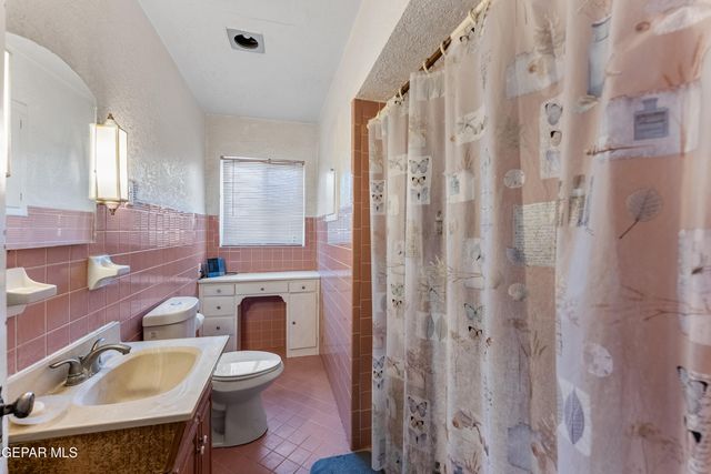 1101 MESITA Drive, El Paso, TX 79902