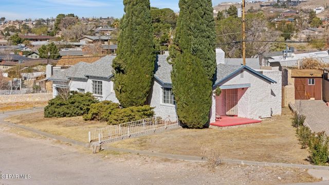 1101 MESITA Drive, El Paso, TX 79902