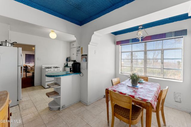 1101 MESITA Drive, El Paso, TX 79902