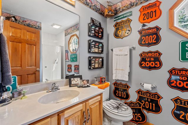 15284 N 300 W, Wheatfield, IN 46392