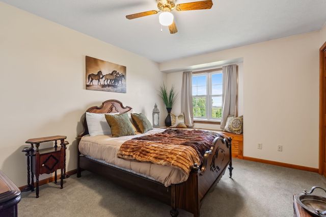 15284 N 300 W, Wheatfield, IN 46392