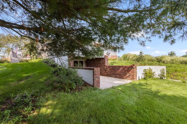 15284 N 300 W, Wheatfield, IN 46392