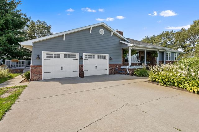 15284 N 300 W, Wheatfield, IN 46392