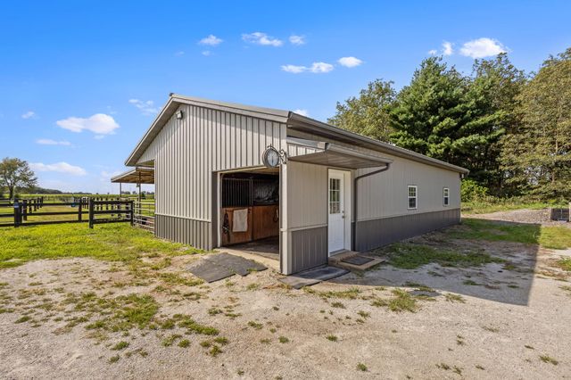 15284 N 300 W, Wheatfield, IN 46392