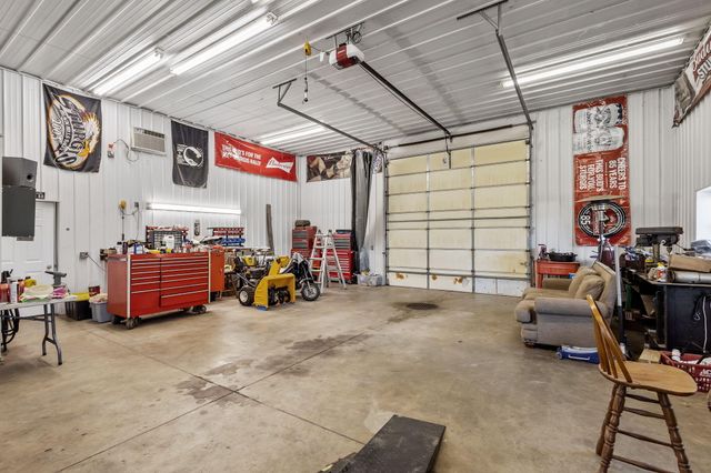 15284 N 300 W, Wheatfield, IN 46392