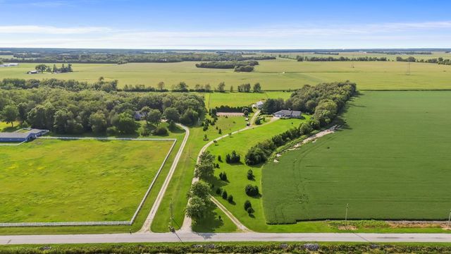 15284 N 300 W, Wheatfield, IN 46392