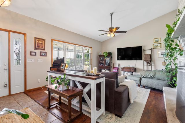 15284 N 300 W, Wheatfield, IN 46392