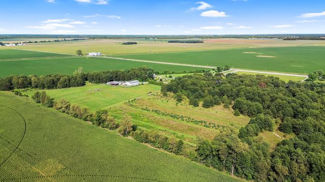 15284 N 300 W, Wheatfield, IN 46392