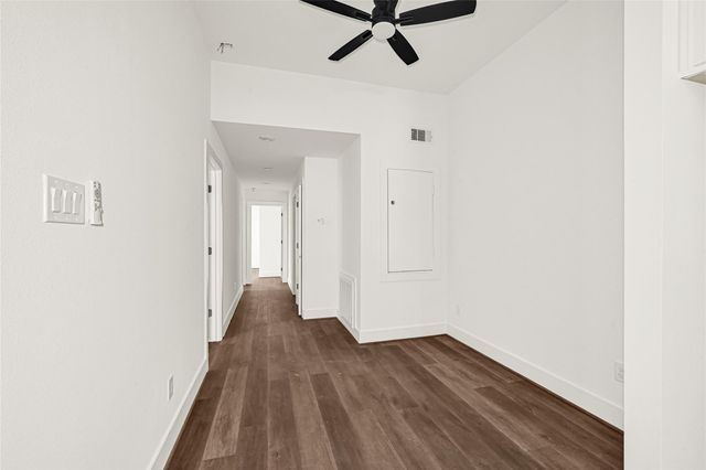 422 Clinton Park St Street 1-4, Houston, TX 77029