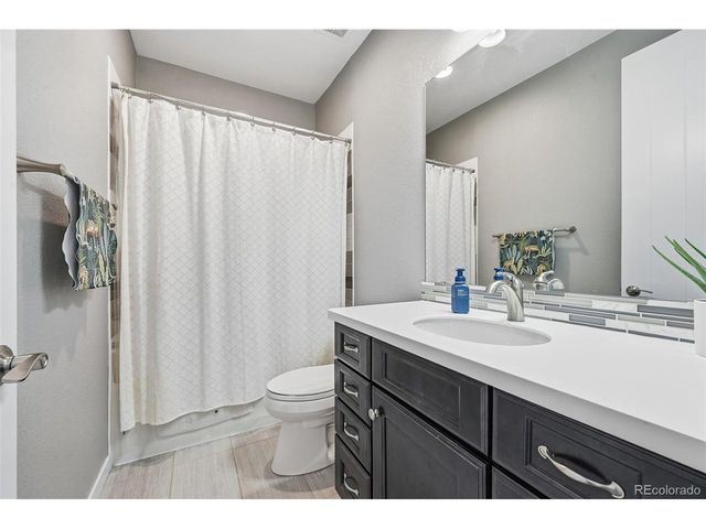377 Polaris Cir, Erie, CO 80516