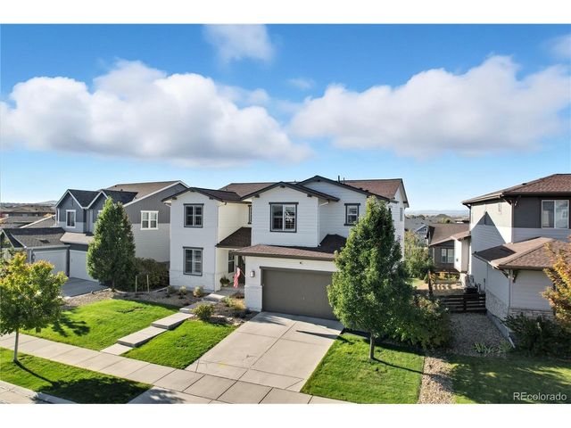 377 Polaris Cir, Erie, CO 80516