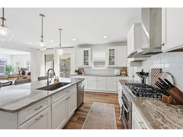 377 Polaris Cir, Erie, CO 80516