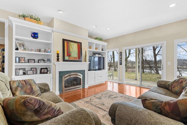 3220 Fairhaven Drive, Allegan, MI 49010