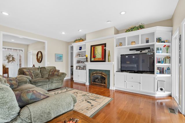3220 Fairhaven Drive, Allegan, MI 49010