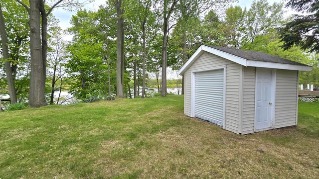 3220 Fairhaven Drive, Allegan, MI 49010