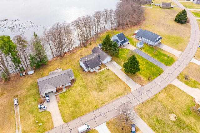 3220 Fairhaven Drive, Allegan, MI 49010