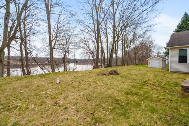 3220 Fairhaven Drive, Allegan, MI 49010
