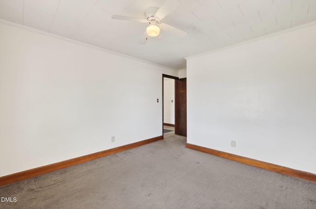 1020 S Pollock Street, Selma, NC 27576