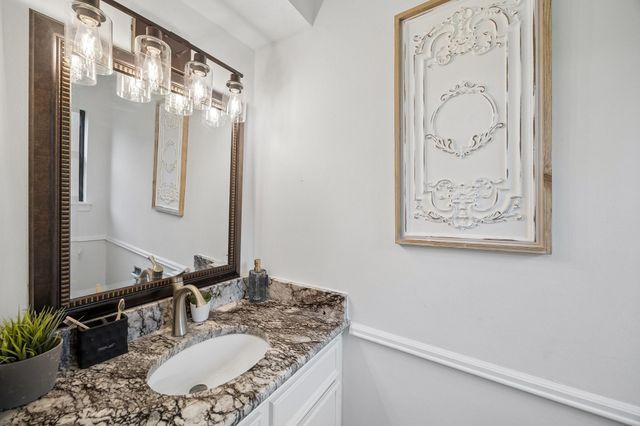 2226 Hidden Creek Drive, Houston, TX 77339