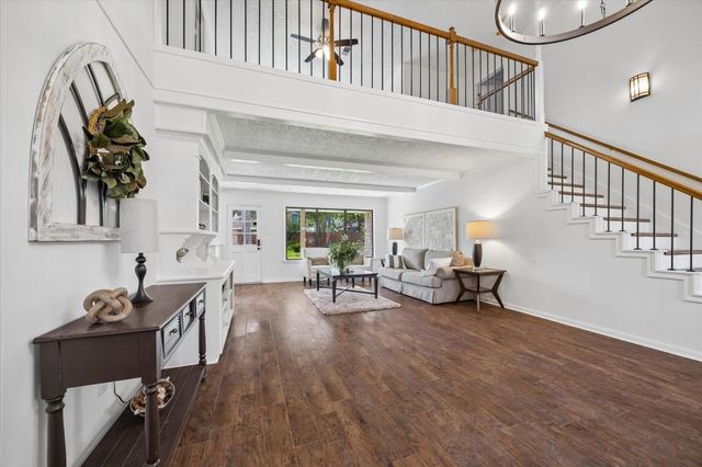 2226 Hidden Creek Drive, Houston, TX 77339