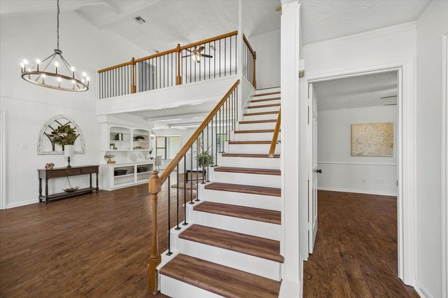 2226 Hidden Creek Drive, Houston, TX 77339