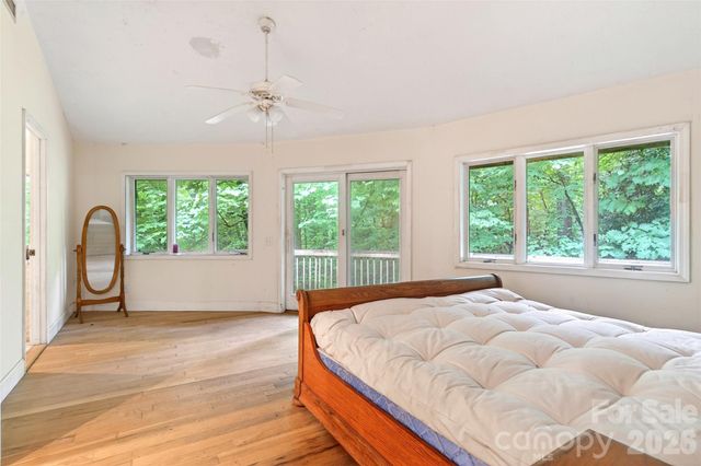 1614 Gateway Parkway 12, Old Fort, NC 28762