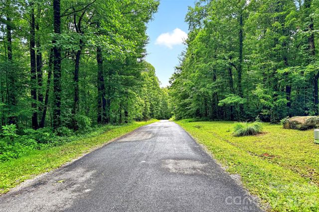 1614 Gateway Parkway 12, Old Fort, NC 28762