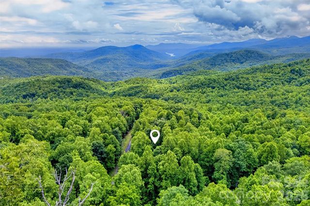 1614 Gateway Parkway 12, Old Fort, NC 28762