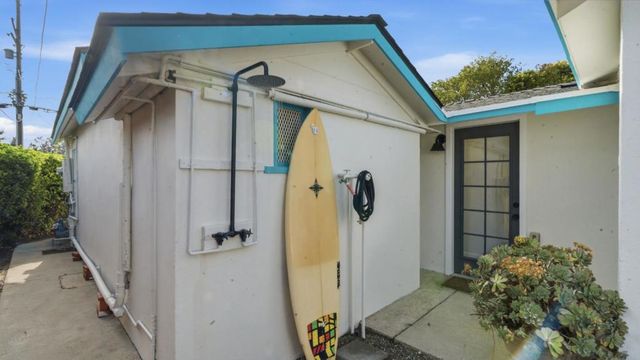 1510 Thompson Avenue, Santa Cruz, CA 95062