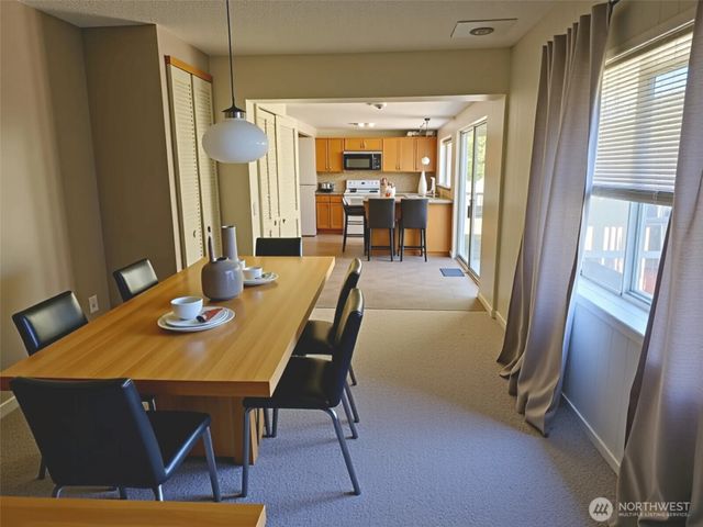 44026 State Route 161 E, Eatonville, WA 98328