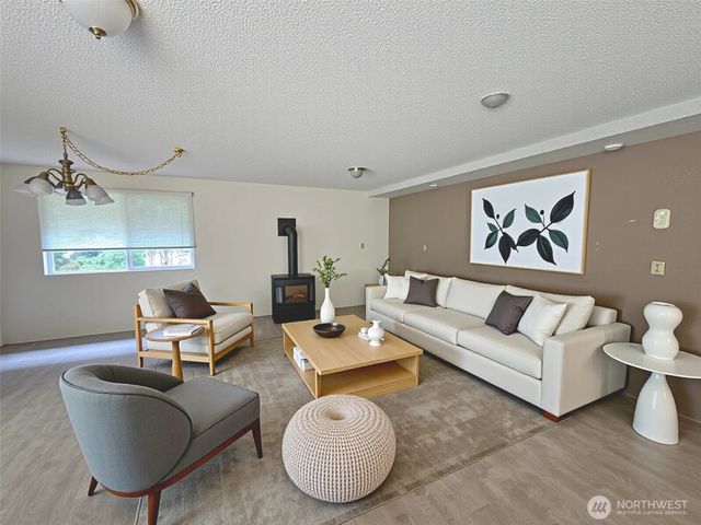 44026 State Route 161 E, Eatonville, WA 98328