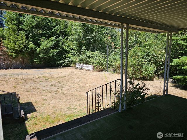 44026 State Route 161 E, Eatonville, WA 98328