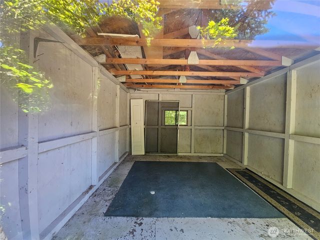 44026 State Route 161 E, Eatonville, WA 98328