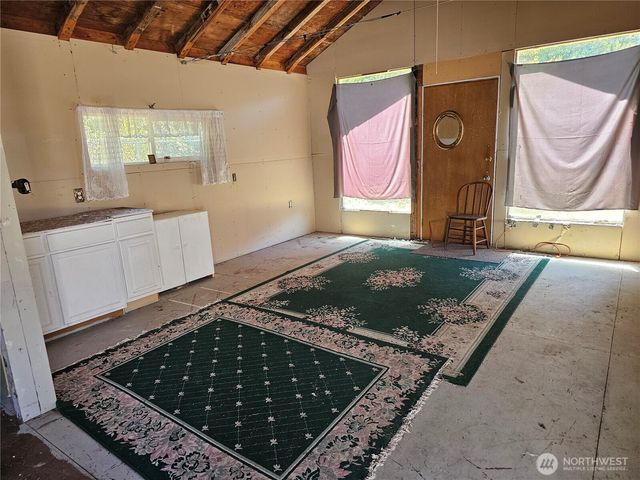 44026 State Route 161 E, Eatonville, WA 98328