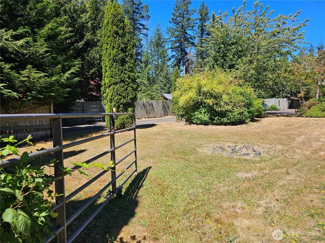 44026 State Route 161 E, Eatonville, WA 98328