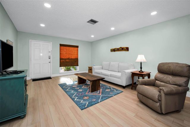 859 OXFORD COURT, Dunedin, FL 34698