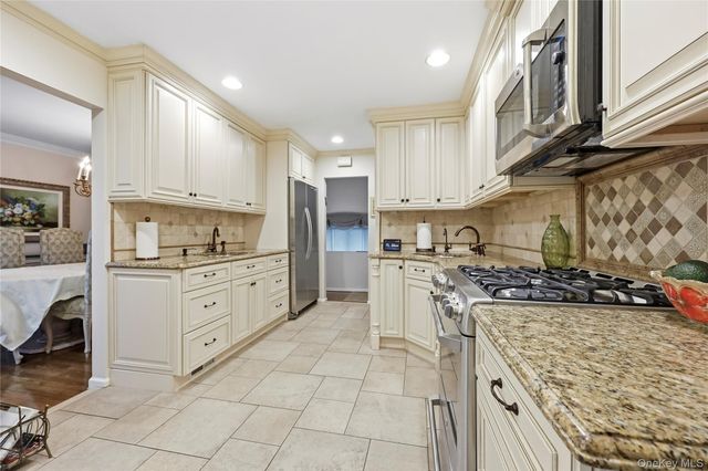 598 Church Avenue, Woodmere, NY 11598